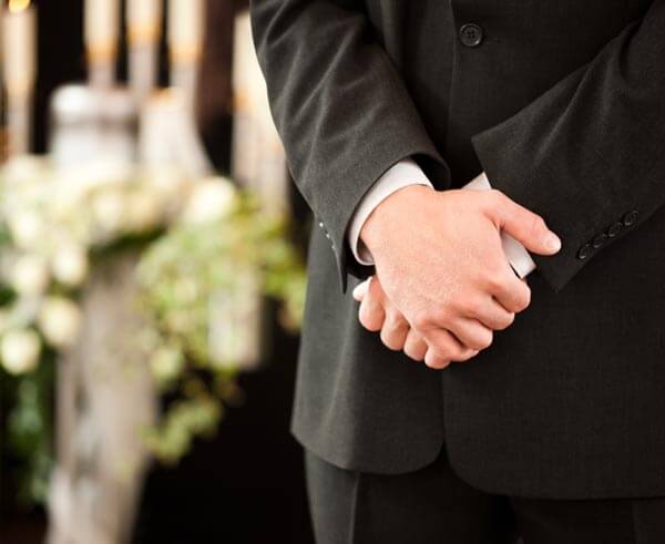 Agenzia funebre Pero: valori dress code