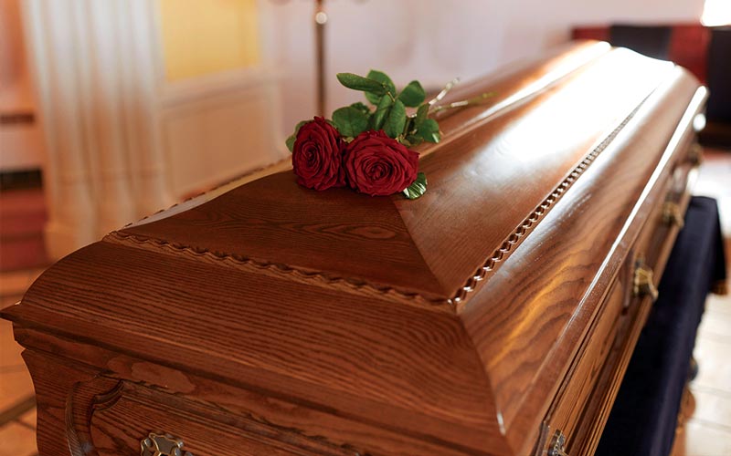 Cofano funebre Milano: cassa da morto in legno