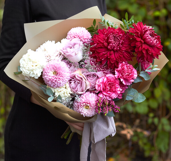 Come Organizzare un Funerale Milano - Addobbi Floreali