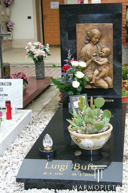 Lapidi Funerarie Milano Scegliere Gli Accessori Funebri 05