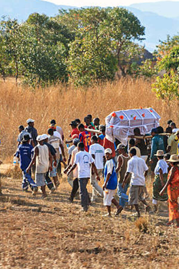Organizzare Funerale Milano - Funerale Africano