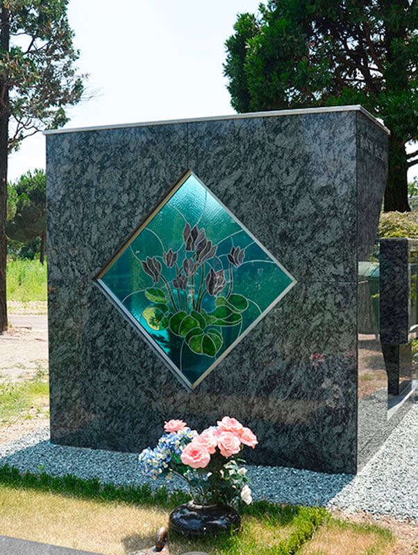 Fiori funerale Composizioni floreali funerarie Fiori cimitero – Fiorista  Serravalle Sesia Bornate Fiori Milano