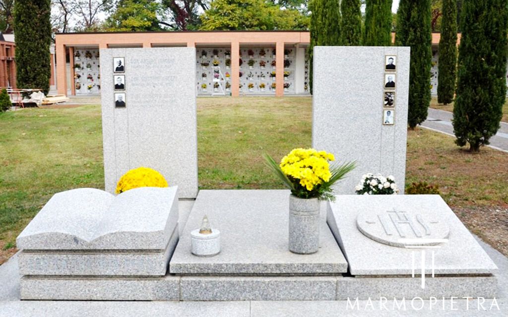 Tombe di Famiglia Milano